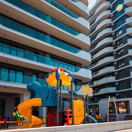 Topaz 71 In Odyssey Pools N Parking Apartament *