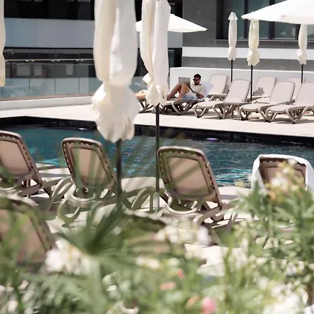 Topaz 71 In Odyssey Pools N Parking Appartement *